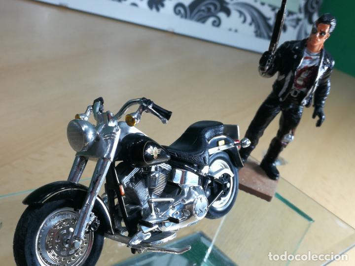 Motos a escala: TERMINATOR CON SU MOTOCICLETA HARLEY DAVIDSON FAT BOY - Foto 18