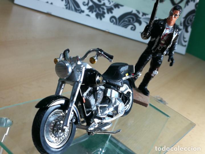 Motos a escala: TERMINATOR CON SU MOTOCICLETA HARLEY DAVIDSON FAT BOY - Foto 19