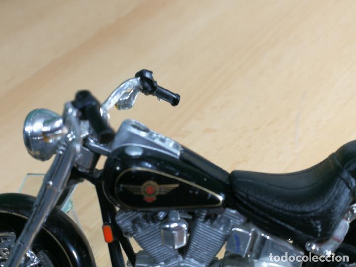 Motos a escala: TERMINATOR CON SU MOTOCICLETA HARLEY DAVIDSON FAT BOY - Foto 20