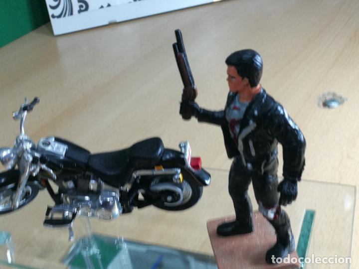 Motos a escala: TERMINATOR CON SU MOTOCICLETA HARLEY DAVIDSON FAT BOY - Foto 40