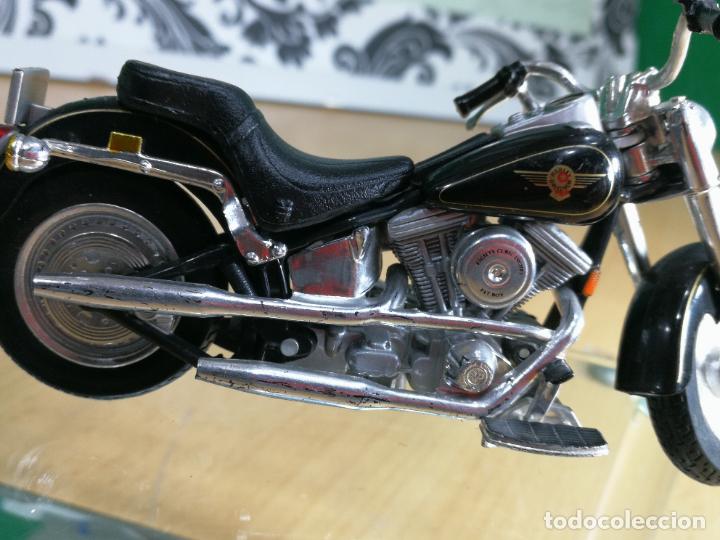 Motos a escala: TERMINATOR CON SU MOTOCICLETA HARLEY DAVIDSON FAT BOY - Foto 56