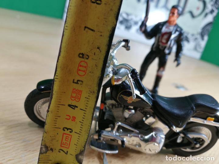 Motos a escala: TERMINATOR CON SU MOTOCICLETA HARLEY DAVIDSON FAT BOY - Foto 69