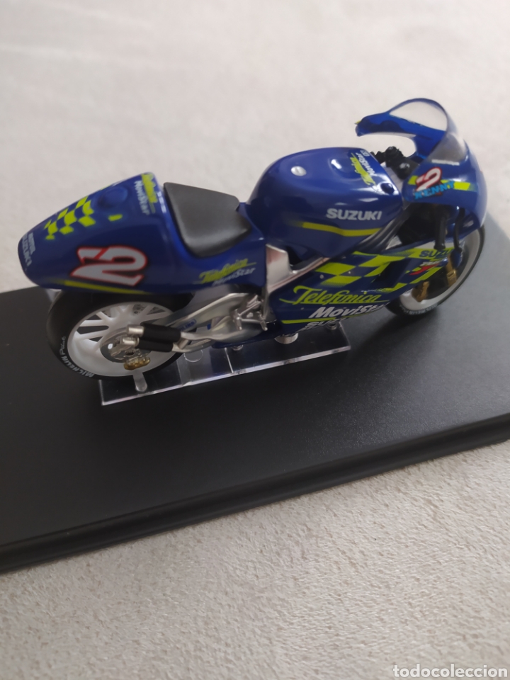 Motos a escala: Moto a escala Suzuki - Foto 3