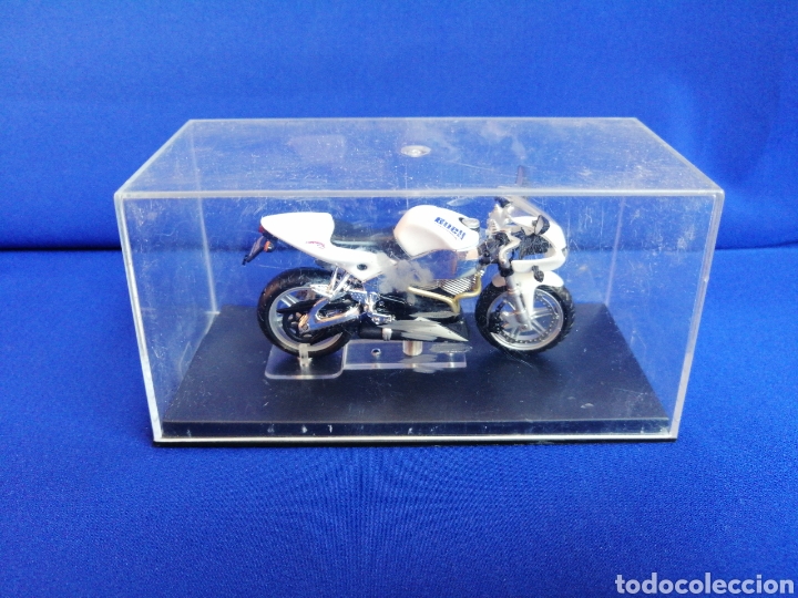 Motos a escala: MOTO BUELL FIREBOLT XB9R. - Foto 3