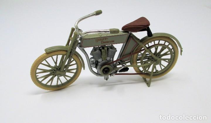 Motorcycle Models: Moto Harley Davidson Twin 5 D de 1909 de Maisto, escala 1/18