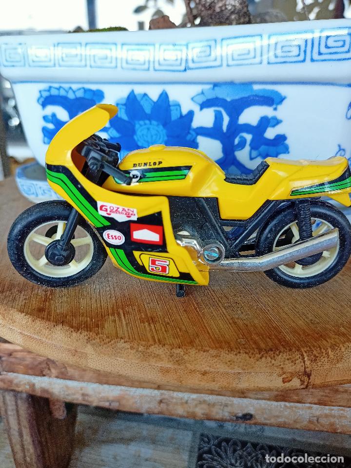 Motos a escala: Moto 5 gozan Dunlop - Foto 1