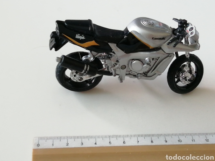 Motos a escala: MOTO KAWASAKI NINJA - Foto 2