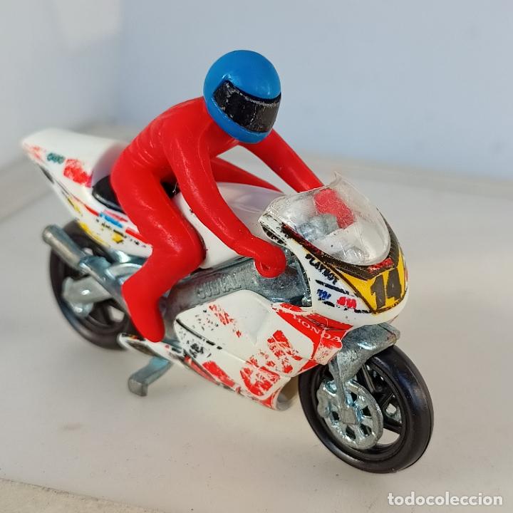Motos a escala: Moto Honda guisval ? - Foto 2