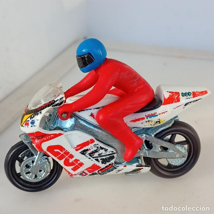 Motos a escala: Moto Honda guisval ? - Foto 1