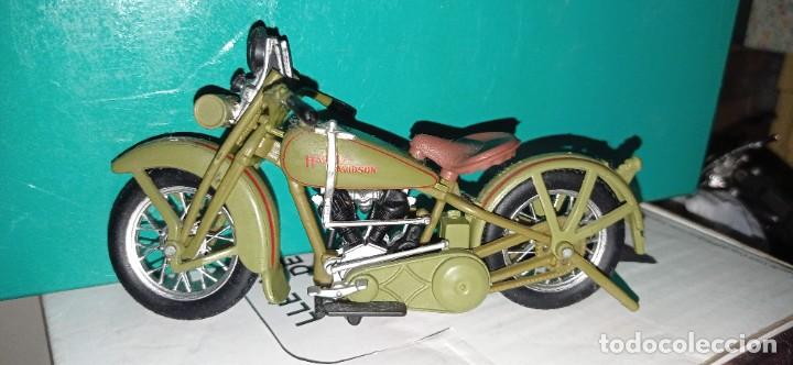 Motos a escala: COLECCION DE Harley Davidson , con regalo de expositor - Foto 11