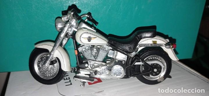 Motos a escala: COLECCION DE Harley Davidson , con regalo de expositor - Foto 14