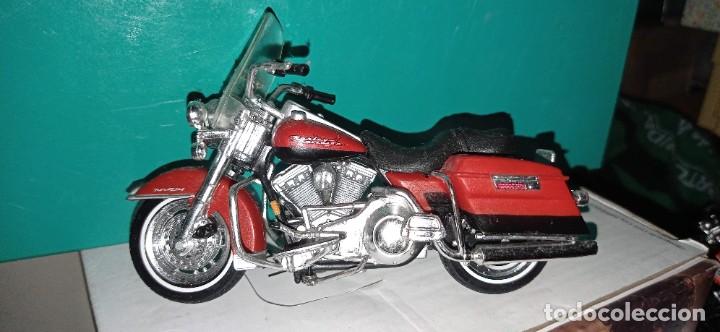 Motos a escala: COLECCION DE Harley Davidson , con regalo de expositor - Foto 20