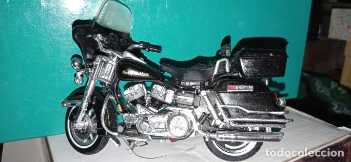 Motos a escala: COLECCION DE Harley Davidson , con regalo de expositor - Foto 21