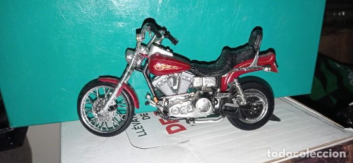 Motos a escala: COLECCION DE Harley Davidson , con regalo de expositor - Foto 23