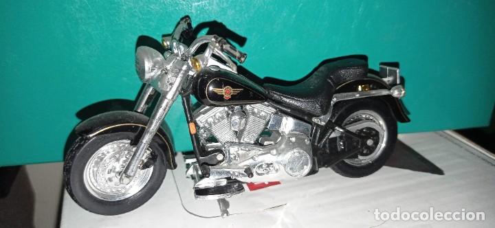 Motos a escala: COLECCION DE Harley Davidson , con regalo de expositor - Foto 30