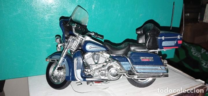 Motos a escala: COLECCION DE Harley Davidson , con regalo de expositor - Foto 35