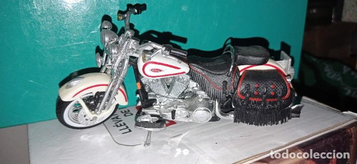 Motos a escala: COLECCION DE Harley Davidson , con regalo de expositor - Foto 36