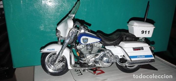 Motos a escala: COLECCION DE Harley Davidson , con regalo de expositor - Foto 43