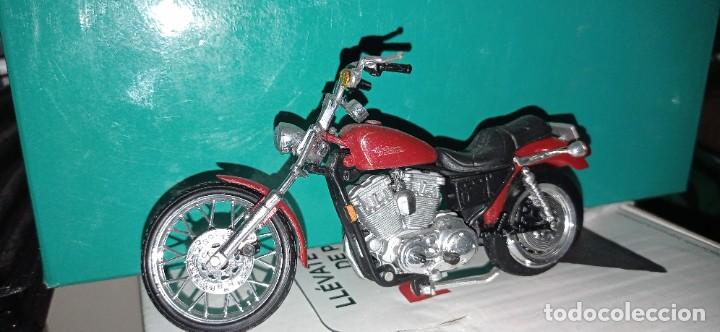 Motos a escala: COLECCION DE Harley Davidson , con regalo de expositor - Foto 45