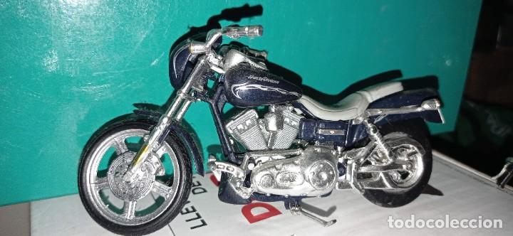 Motos a escala: COLECCION DE Harley Davidson , con regalo de expositor - Foto 46