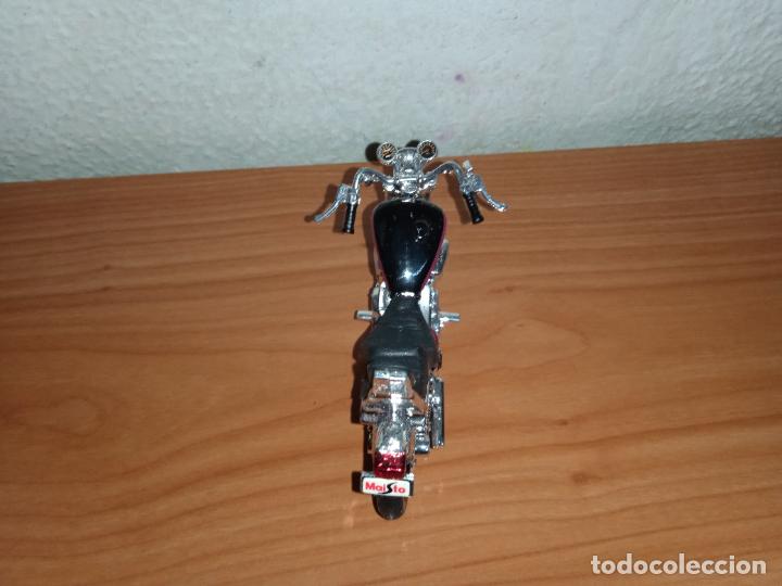 Motos a escala: Moto escala 1/18 - Foto 6