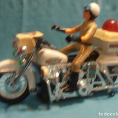 Motos a escala: MOTO POLICE HIGHWAY PATROL , TOYS 1984. Lote 306686658