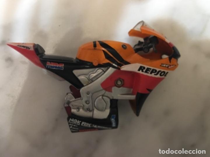Motos a escala: Honda Repsol carenado - Foto 1