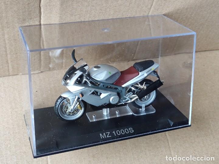 Motos a escala: MOTO 1:24 - MZ 1000S - Foto 1