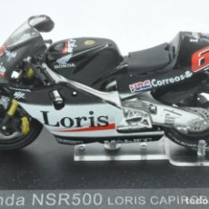 Motos em escala: MOTO A ESCALA 1:24 - HONDA NSR 500 LORIS CAPIROSSI 2002. Lote 353312374