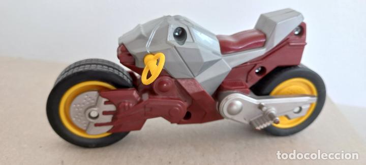 Motos a escala: MOTO MARVEL 2013 hasbro #A6642 SPIDERMAN ? - Foto 1