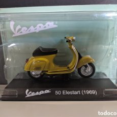 Motos a escala: VESPA 50 ELESTAR 1969 1:18 IXO SALVAT DIECAST MOTO. Lote 361578590