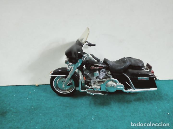 Motos a escala: HARLEY DAVIDSON MAISTO ESCALA 1/18 - Foto 1