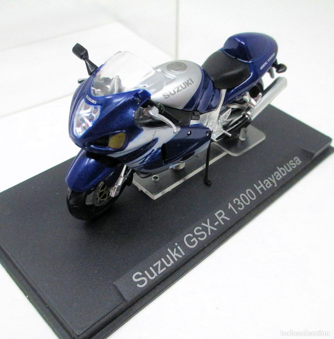 Motorcycle Models: Moto Suzuki GSX-R 1300 Hayabusa - Escala 1/24 (Falta Retrovisor)