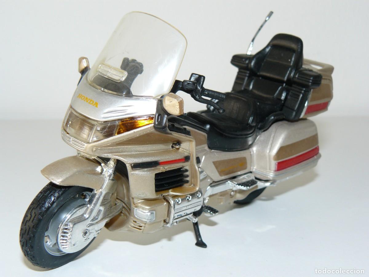 22- moto honda valkyrie yellow escala 1:18 stre - Acheter Motos miniatures  de collection sur todocoleccion