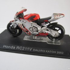 Motos a escala: MOTO HONDA RC211V DAIJIRO KATOH 2002. Lote 382963794