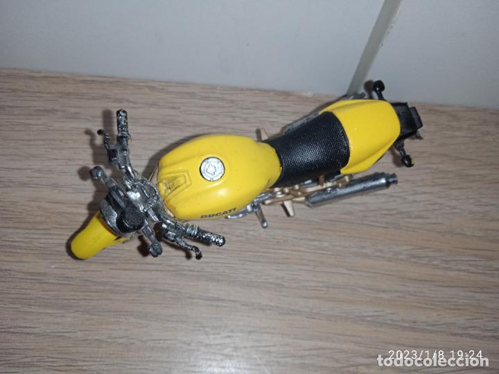 Motos a escala: Ducati moto maisto - Foto 3
