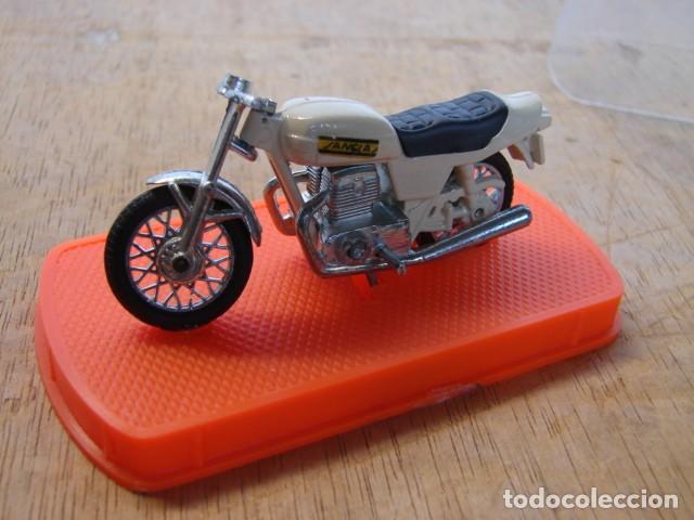 Motos a escala: MOTO SANGLA - GUILOY - Foto 2