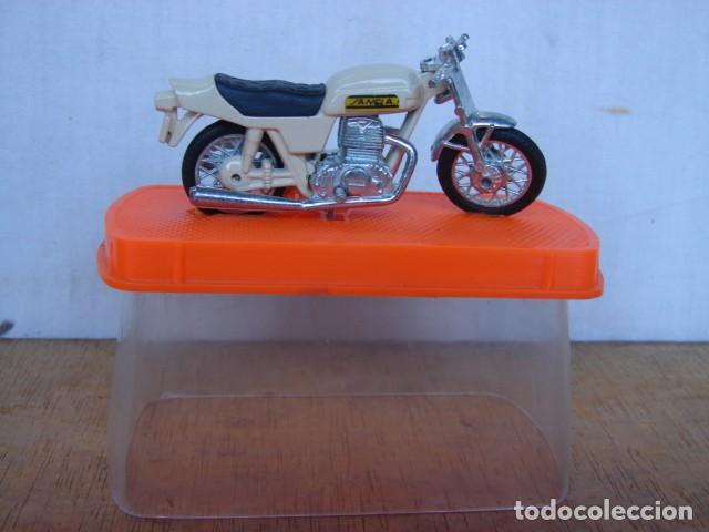 Motos a escala: MOTO SANGLA - GUILOY - Foto 4