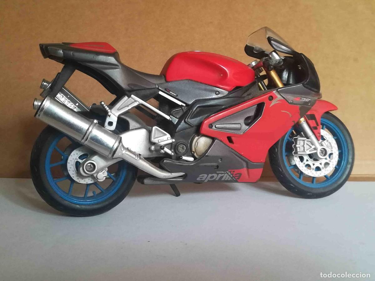 Motos a escala: Moto Aprilia 17 cms. - Foto 1