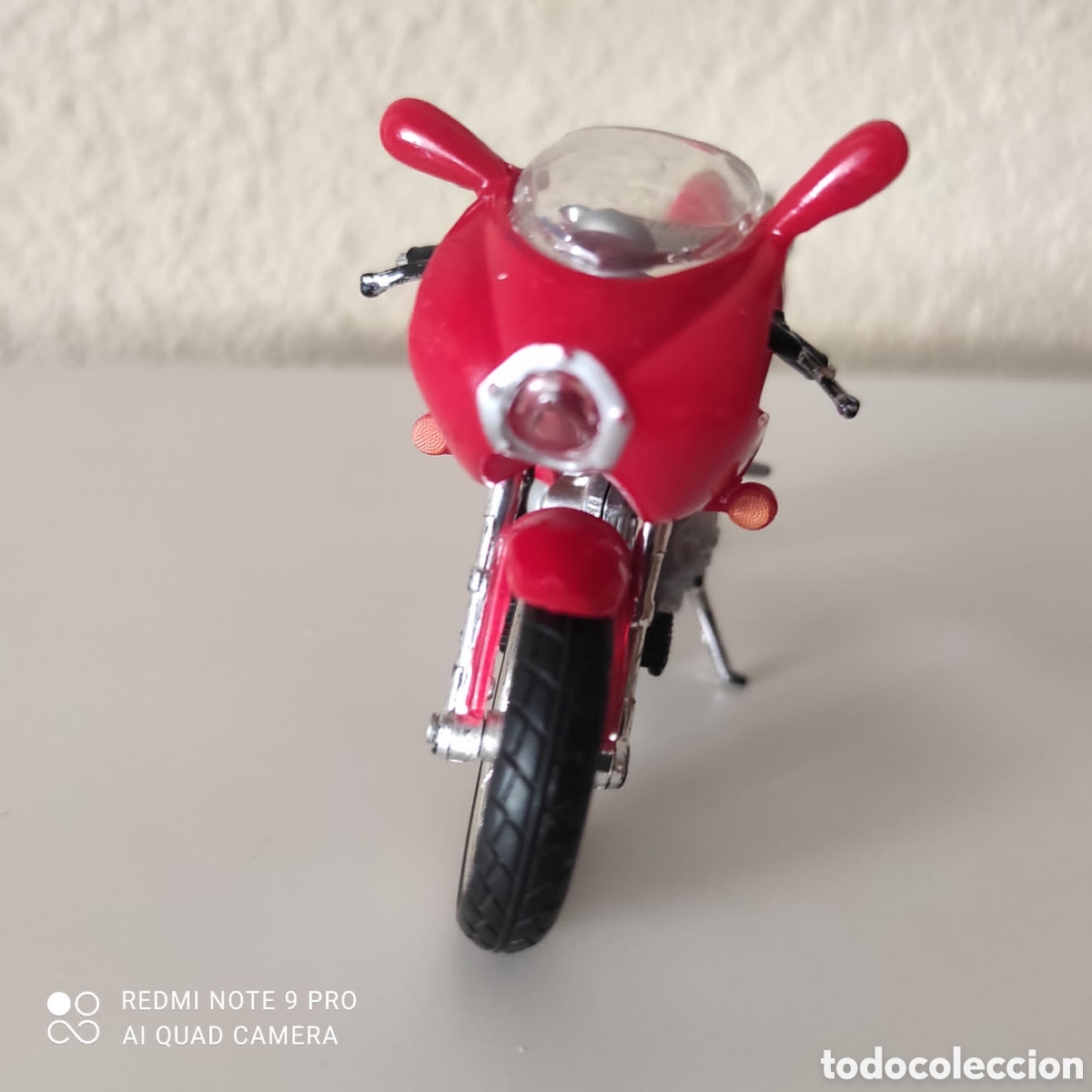 Motos a escala: Moto Ducatti - Maisto - Foto 2