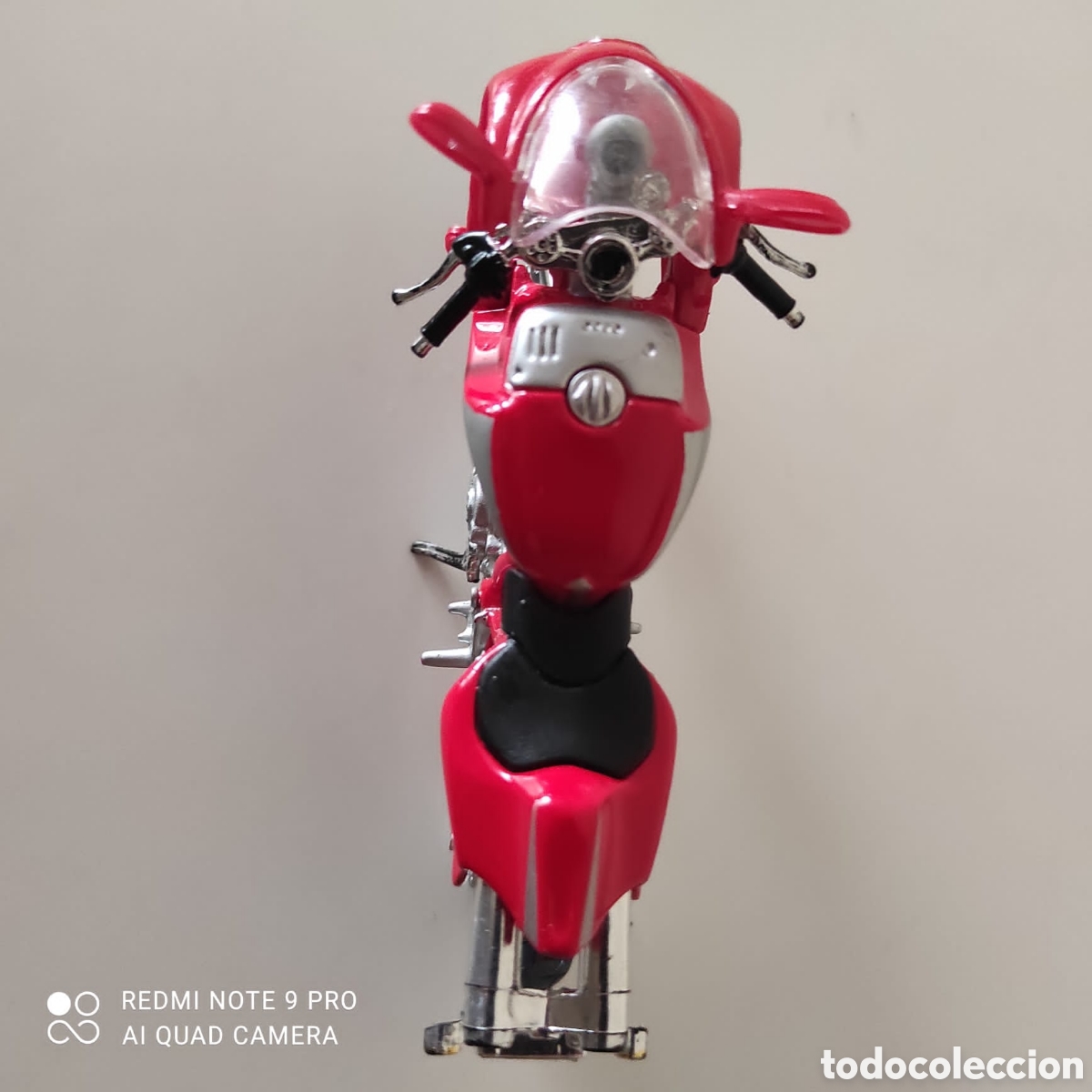 Motos a escala: Moto Ducatti - Maisto - Foto 4