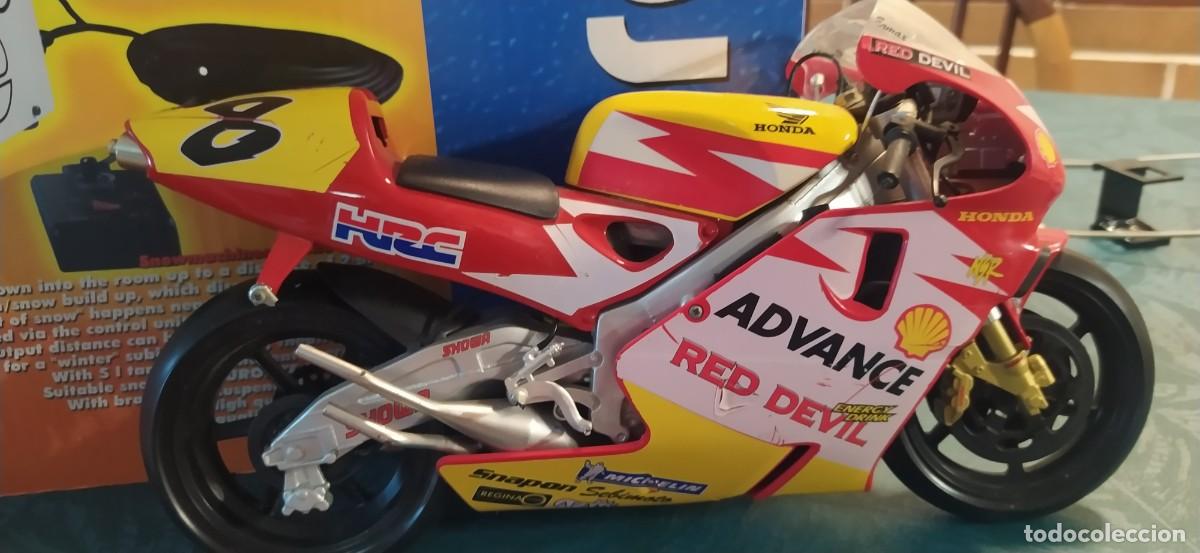 Motos a escala: Moto Honda Advance Red Devil 8 - Foto 4