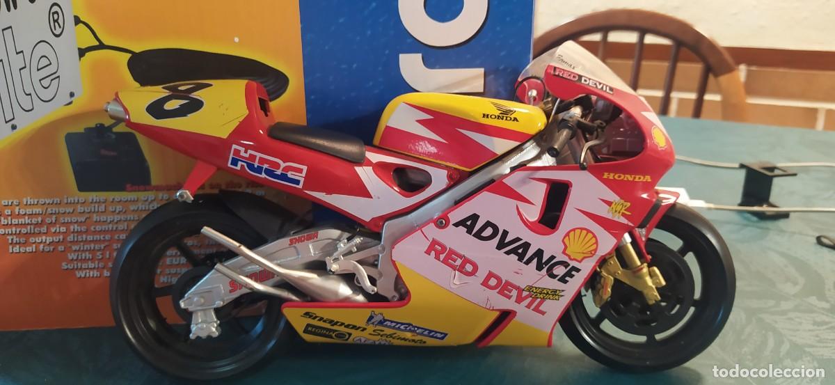 Motos a escala: Moto Honda Advance Red Devil 8 - Foto 7