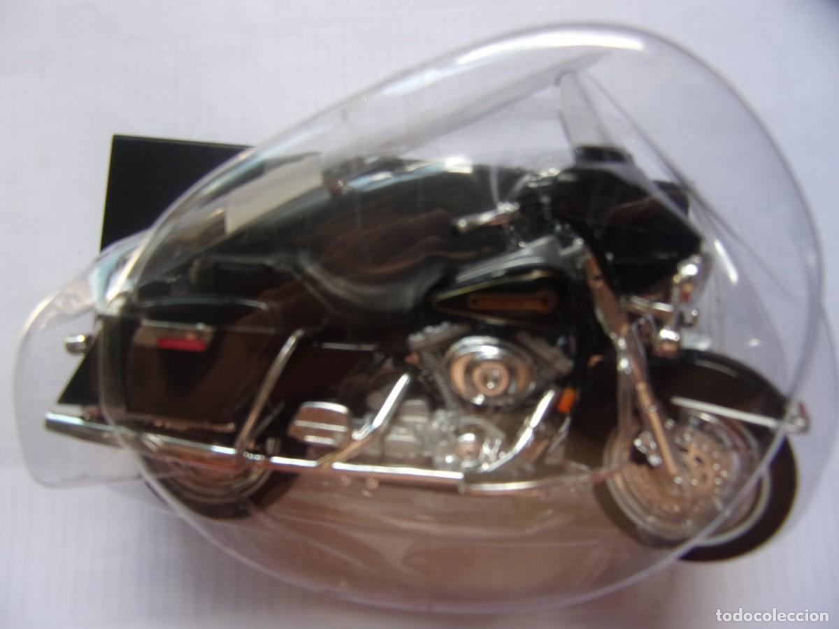 Motos a escala: Moto Harley 1999 FLHT Electra Glide Standard - Foto 1