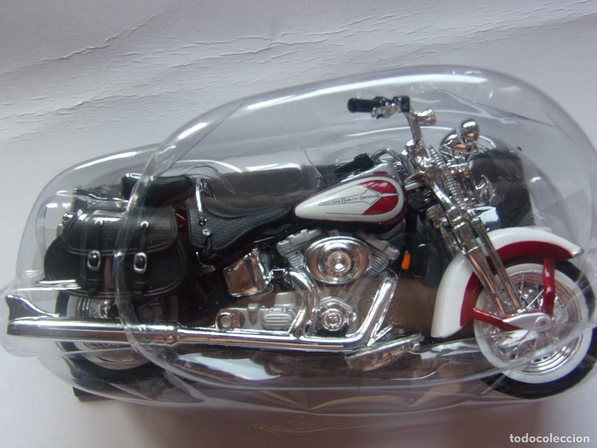 Motos a escala: Moto Harley 2001 FLSTS Heritage Springer - Foto 1