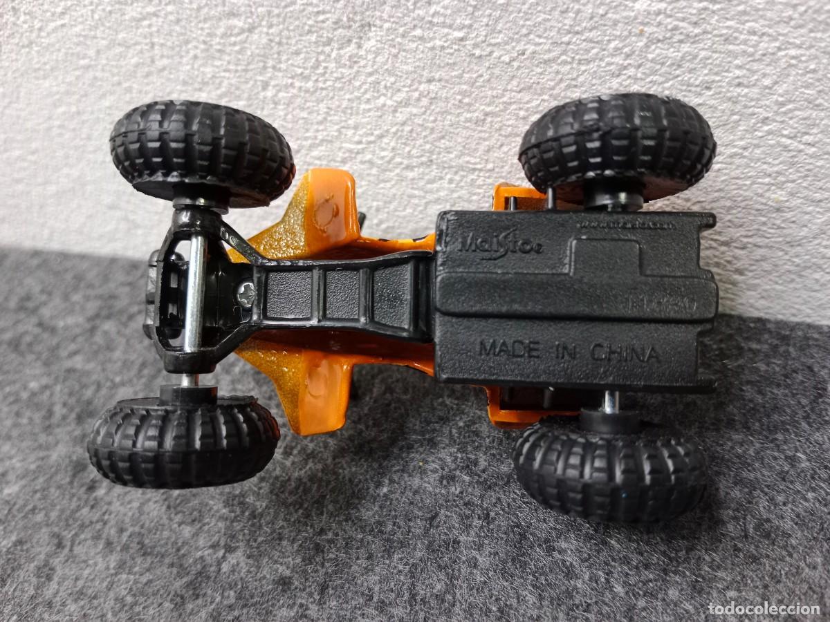 Motos a escala: Moto Quad 250 Maisto 7,5cm Pullback - Foto 3