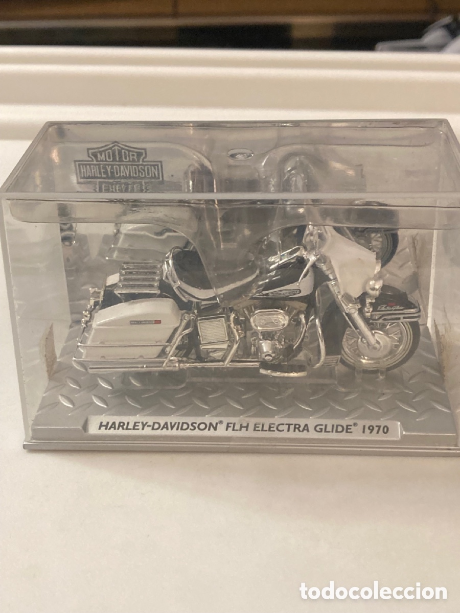 Motos a escala: Moto Harley Davidson FLH Electra Glide 1970 - Foto 3