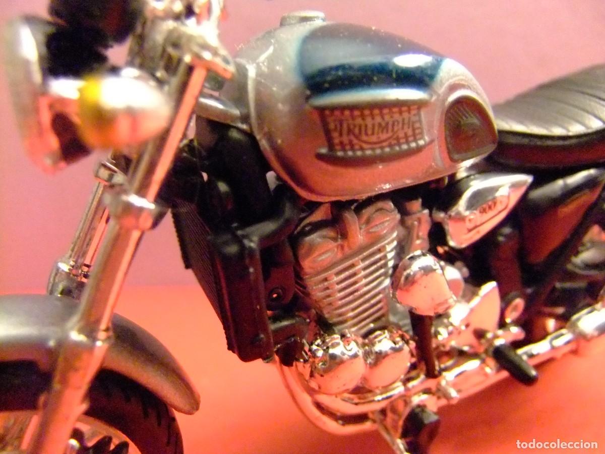 Motos a escala: MOTO TRIUMPH 900 MAISTO - Foto 4