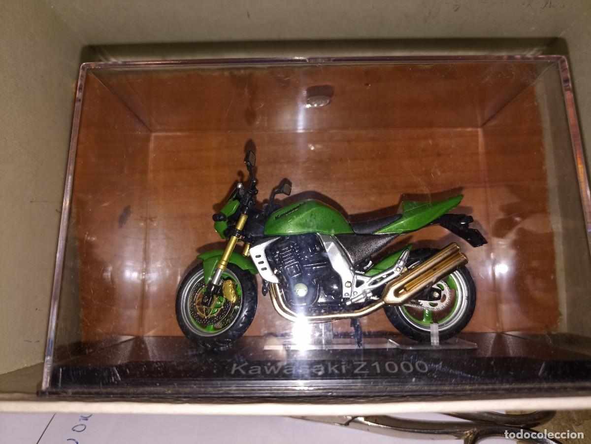 Motos a escala: KAWASAKI Z1000 - Foto 1
