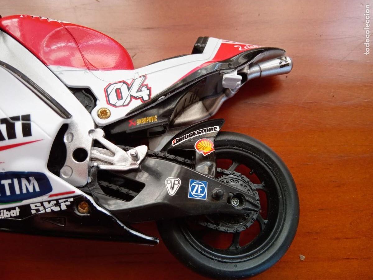Motos a escala: MOTO GP DUCATI, TIM RIELLO 17 CM - Foto 5